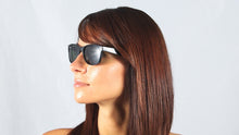 טען תמונה לגלריה, משקפי שמש Ray-Ban New Wayfarer RB2132 G-15 901L – 5