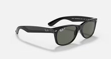 טען תמונה לגלריה, משקפי שמש Ray-Ban New Wayfarer RB2132 – שחור מבריק / עדשות G-15 ירוקות (901L) – 55
