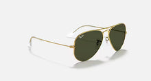 טען תמונה לגלריה, משקפי שמש Ray-Ban Aviator Classic RB3025 – זהב / עדשות G-15 ירוקות (W3234)

