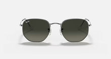 טען תמונה לגלריה, משקפי שמש Ray-Ban Hexagonal Flat Lenses RB3548N – 4
