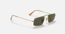 טען תמונה לגלריה, משקפי שמש Ray-Ban Julie RB3957 – זהב / מקוטבות (919657)
