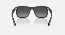 טען תמונה לגלריה, משקפי שמש Ray-Ban Justin RB4165 681311 – 2
