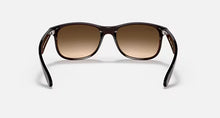 טען תמונה לגלריה, משקפי שמש Ray-Ban RB4202 607313 – 2
